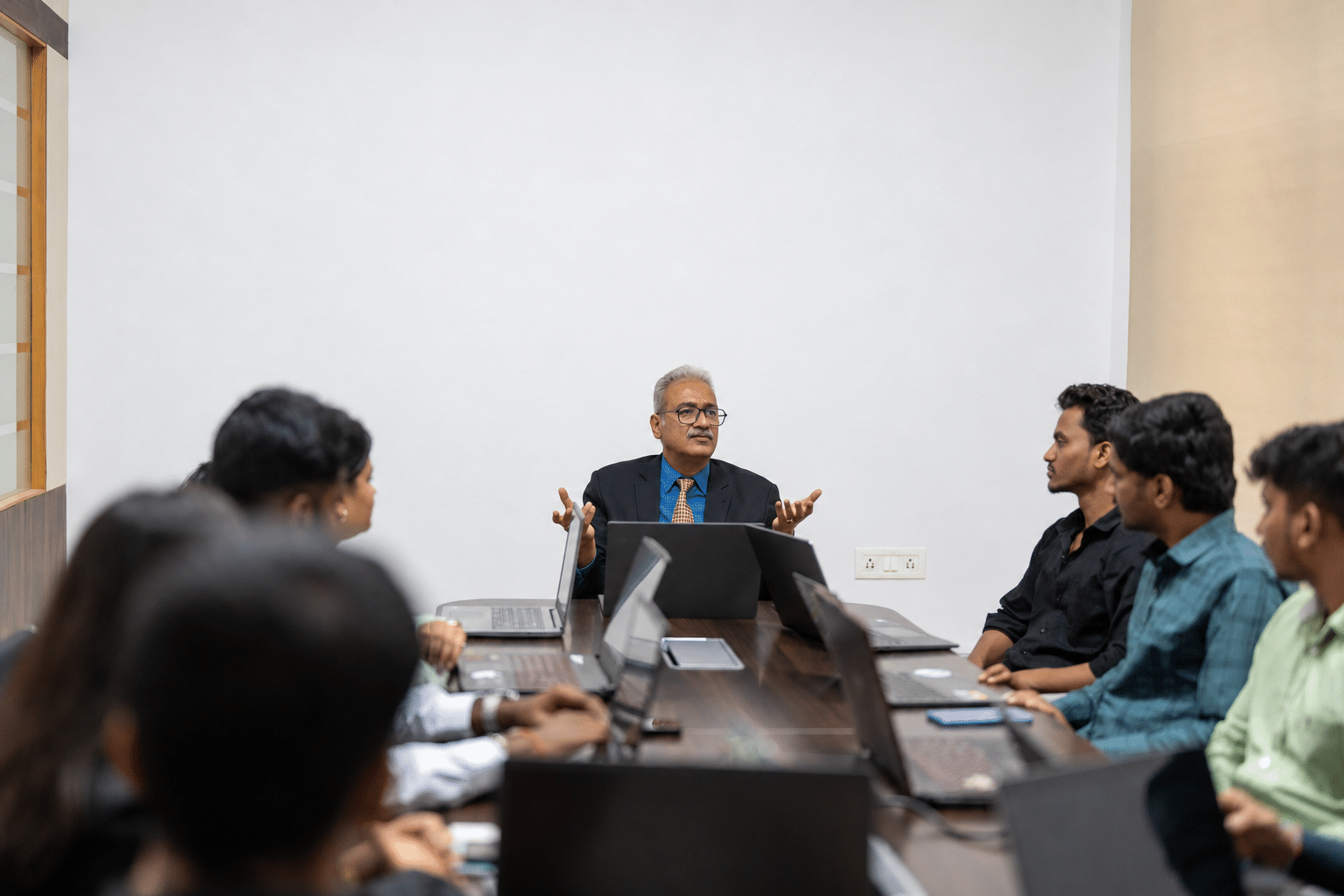 Faculty and students in conversation at RCMB